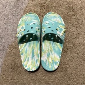 Croc slides